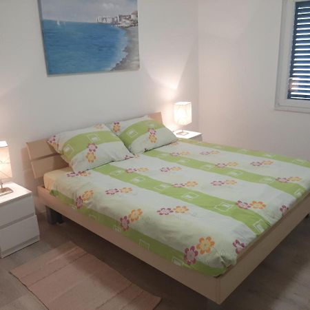 Apartman Maslina Pisak Exterior foto