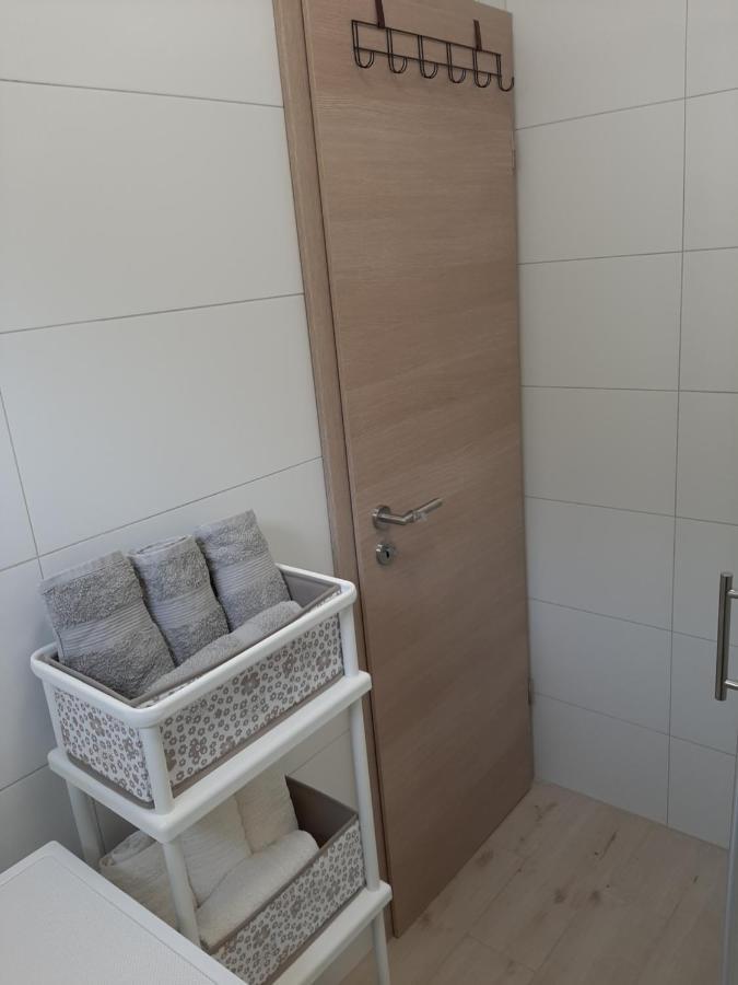 Apartman Maslina Pisak Exterior foto