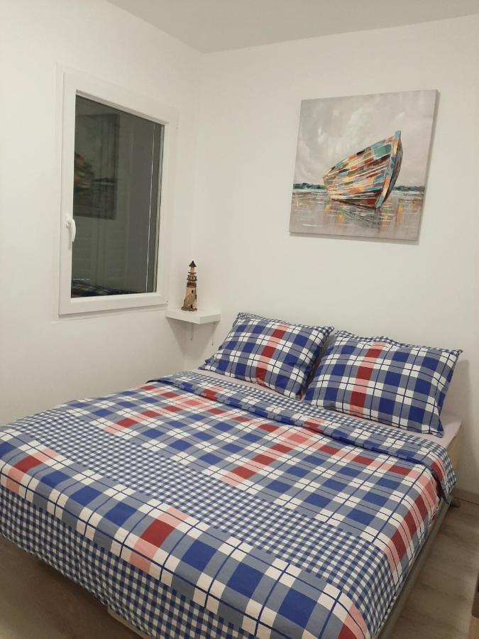 Apartman Maslina Pisak Exterior foto