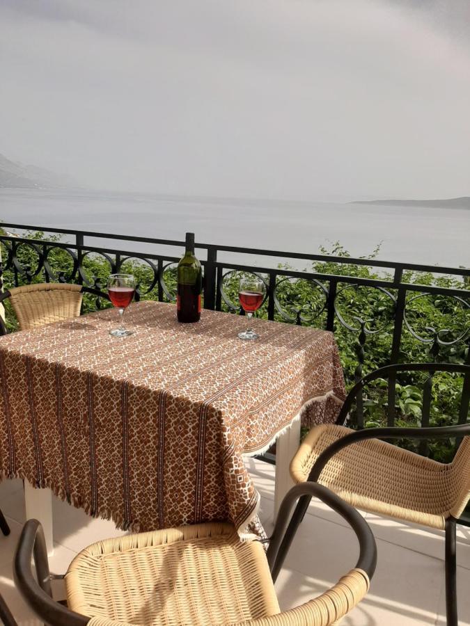 Apartman Maslina Pisak Exterior foto
